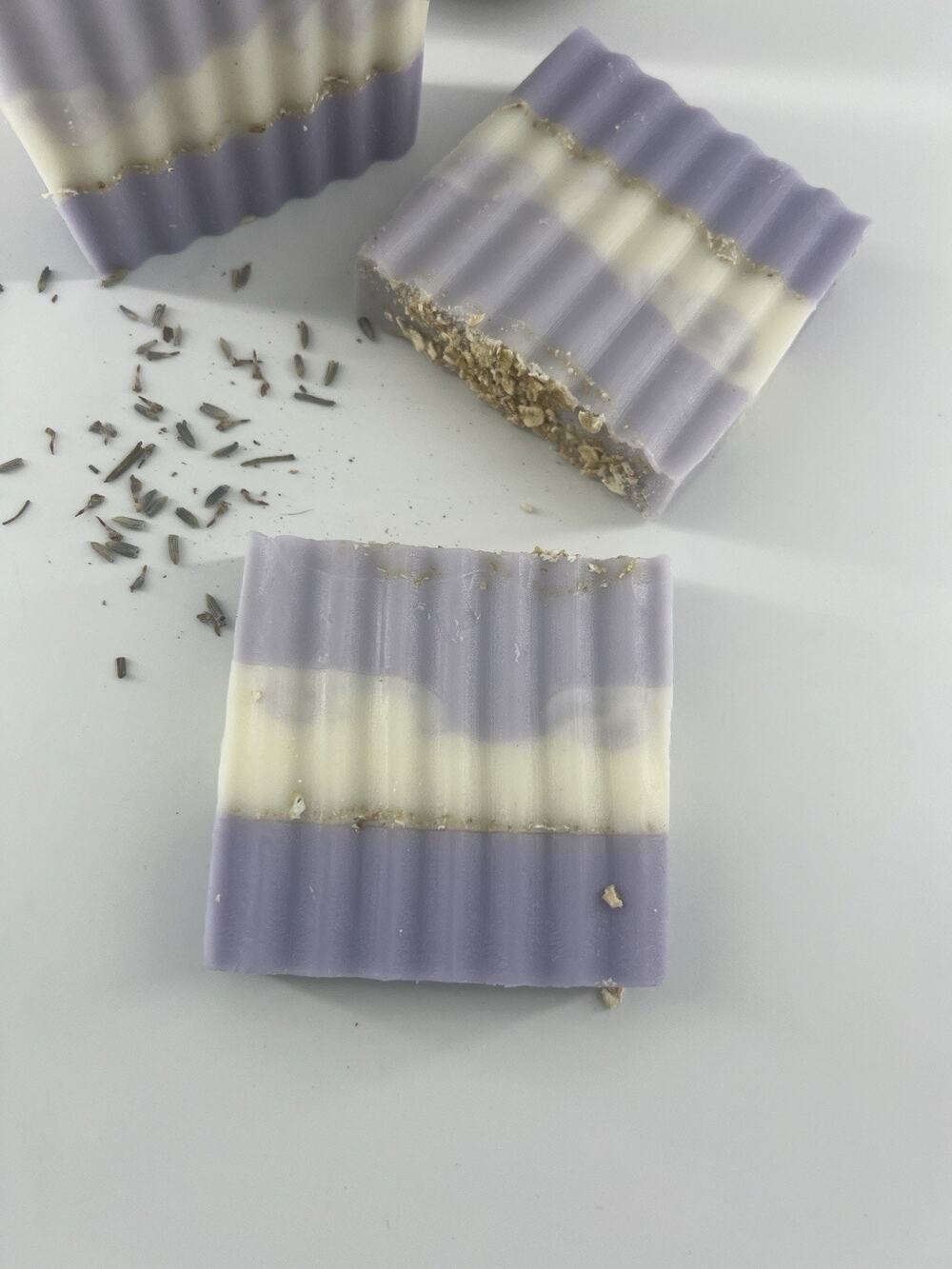 3x Goat Milk and Oatmeal Soap Bar Lavendar Vanilla Purple 3oz Face Body New